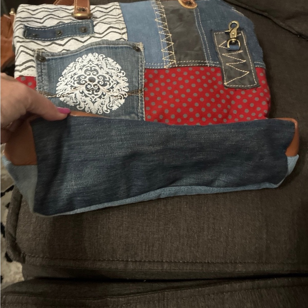 Patchwork Tote Bag With Brown And Red Accents, Sh… - image 6